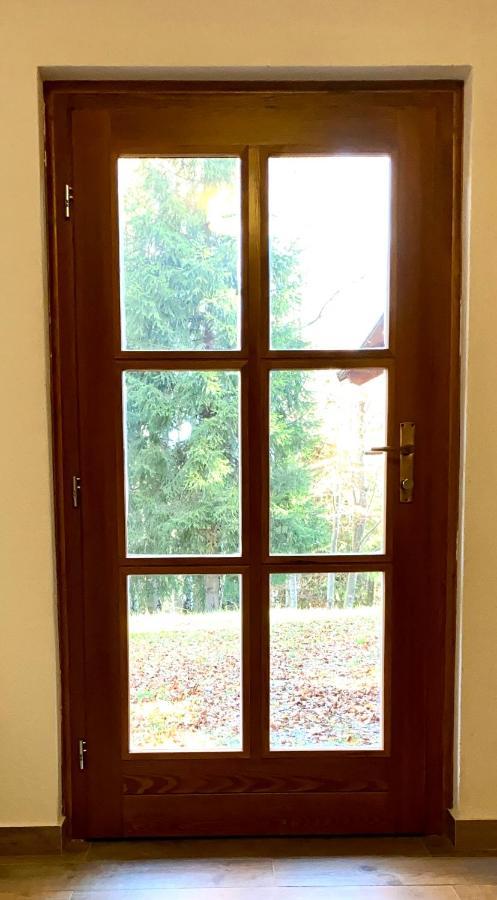 Pine Lodge Hlevci Екстериор снимка