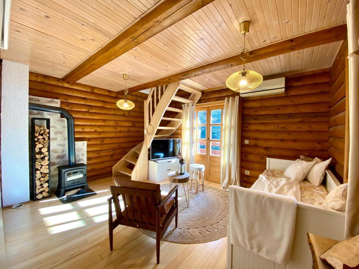 Pine Lodge Hlevci Екстериор снимка