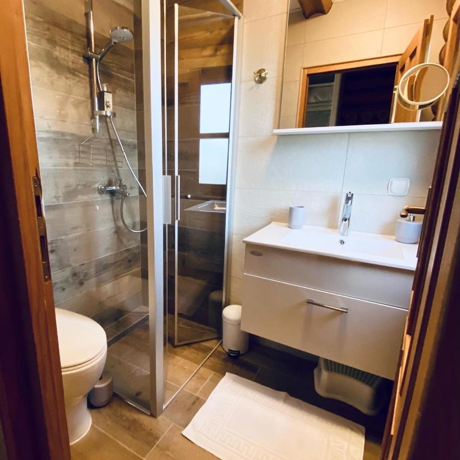 Pine Lodge Hlevci Екстериор снимка